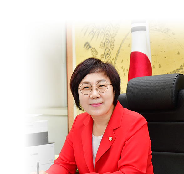 Jinju-City Council Chairman Yang Hea Young