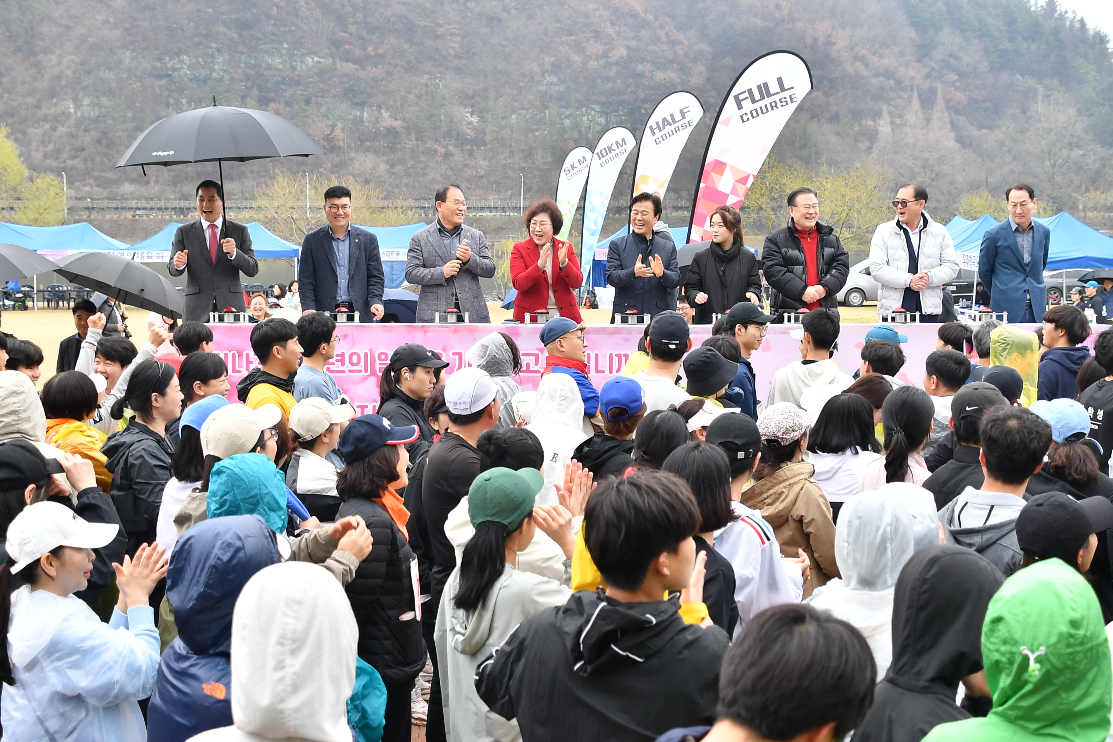 '진주남강마라톤대회 개회식' 게시글의 사진(2) 'COU_9769.JPG'