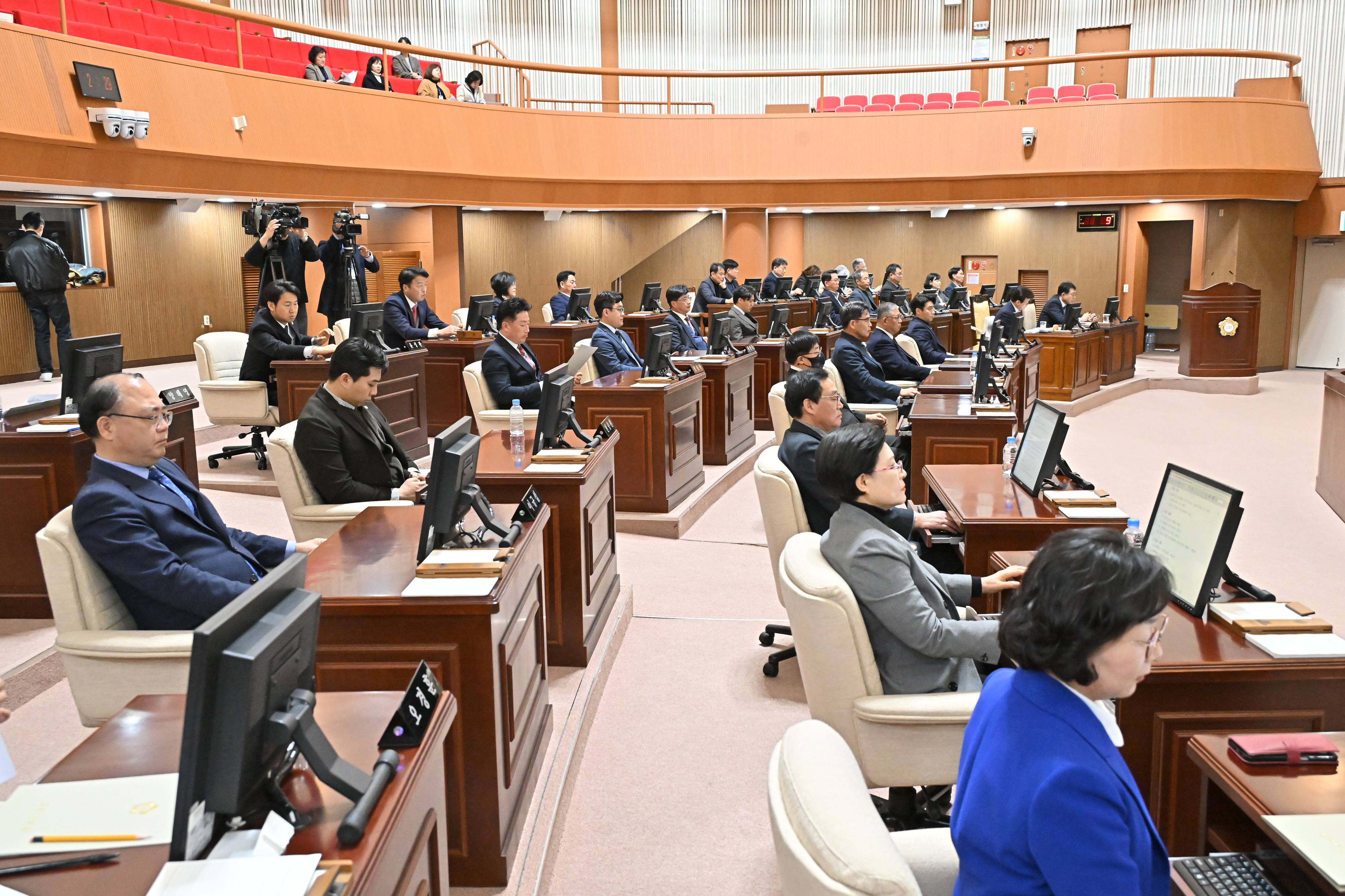 '제263회 진주시의회 임시회 2차 본회의' 게시글의 사진(7) 'DSC_7715.JPG'