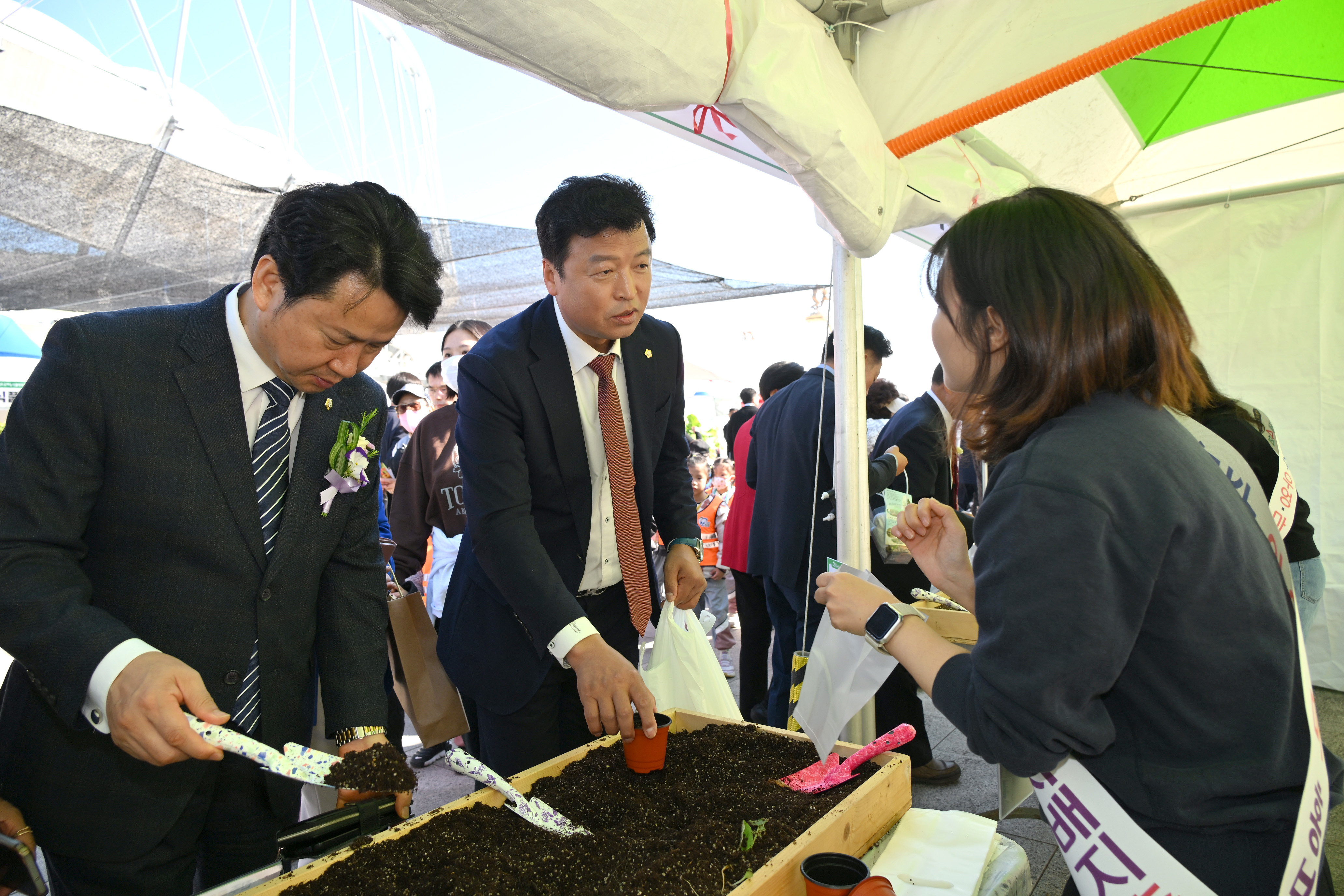 '제4회 진주 우엉 마 시배지 축제' 게시글의 사진(6) 'DSC_9969.JPG'