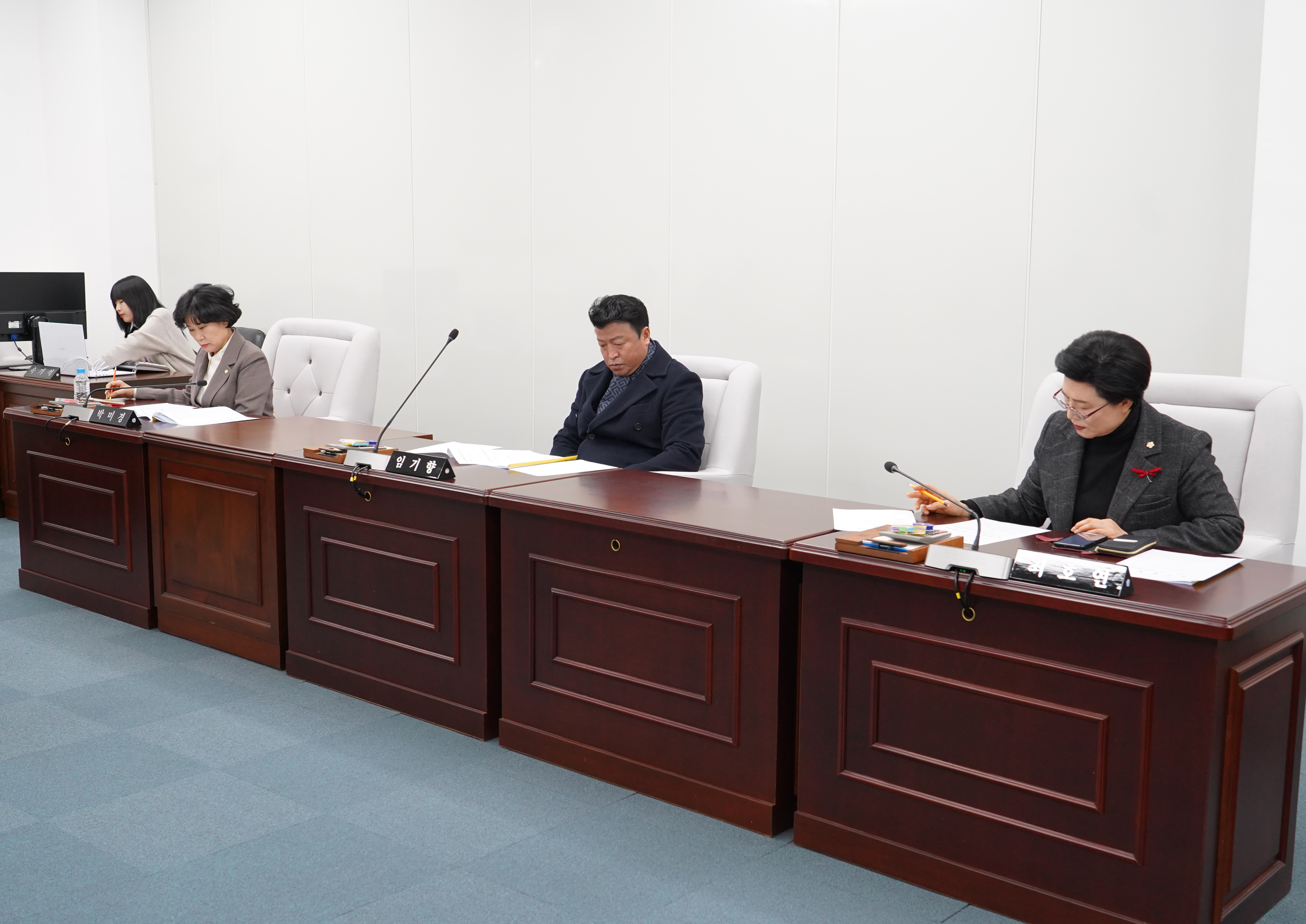 '제270회 제2차 정례회 폐회중 제3차 의회운영위원회' 게시글의 사진(5) 'KakaoTalk_20260122_131831933_09.jpg'