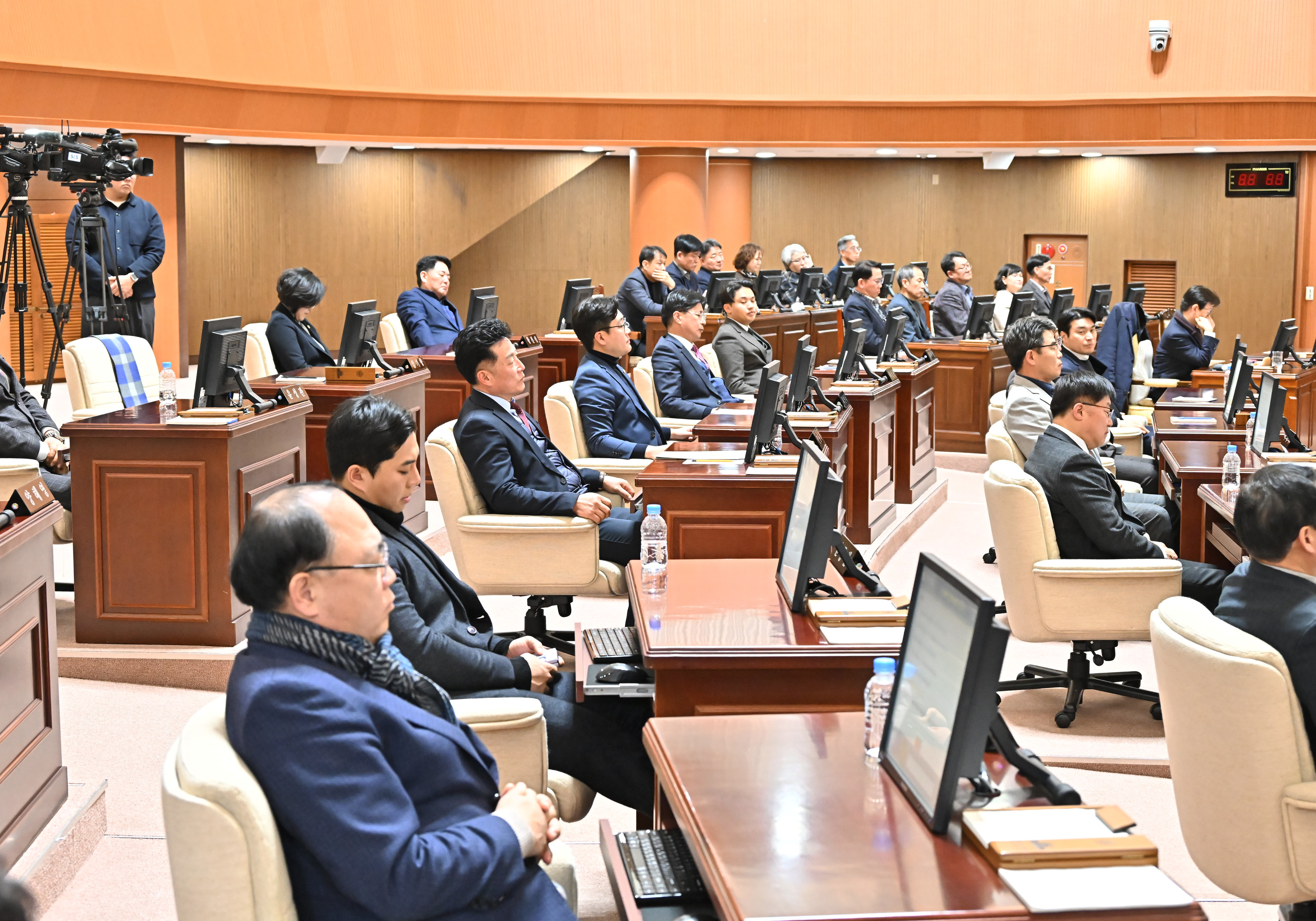 '제262회 진주시의회 임시회 2차 본회의' 게시글의 사진(5) 'DSC_8931.JPG'
