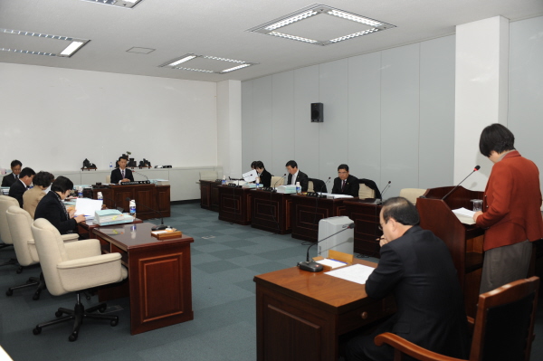 예산결산특별위원회 활동-