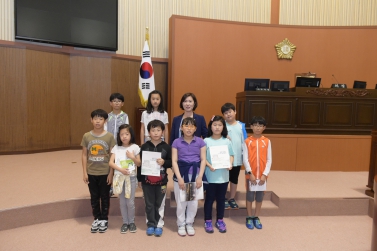 남강초등학교 의회방문 기념