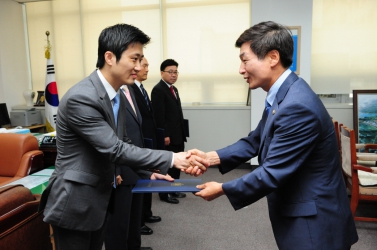 2012년 회계연도 진주시 결산 검사위원 위촉