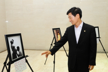 인구의 날 기념 D라인 콘테스트 유계현 진주시의회의장 축사 .