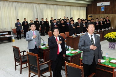 자매결연도시 순천시의회-진주시의회 의원 간담회 심현보 진주시의회 의장 답사, 시의원 참석 .