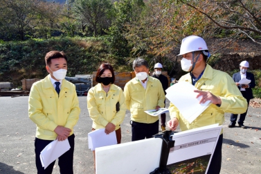 도시환경위원회 현장방문(월아산 자연휴양림 조성 사업 현장)