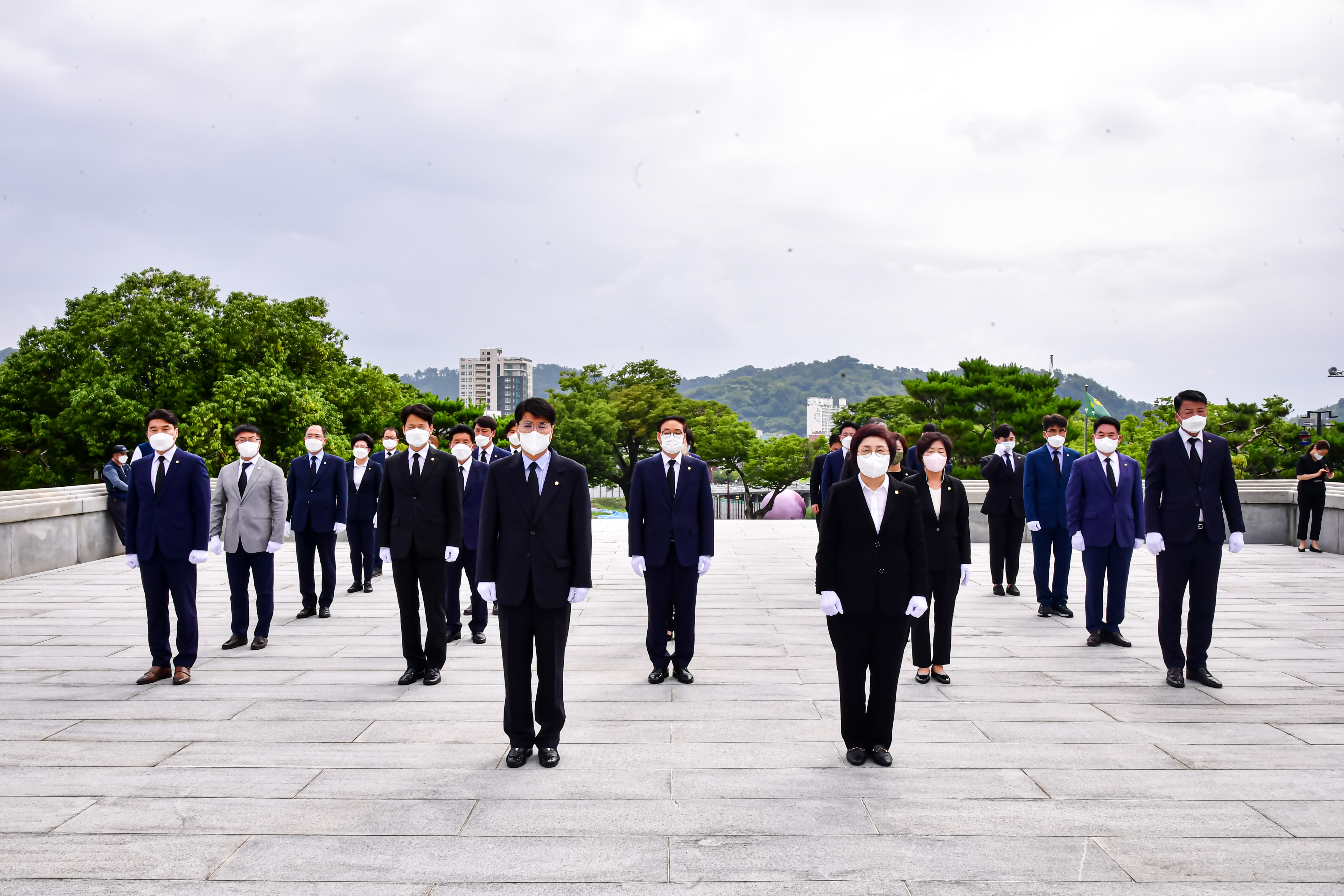 '제9대 진주시의회, 충혼탑 참배로 의정활동 본격 시작' 게시글의 사진(1) 'COU_8024.JPG'