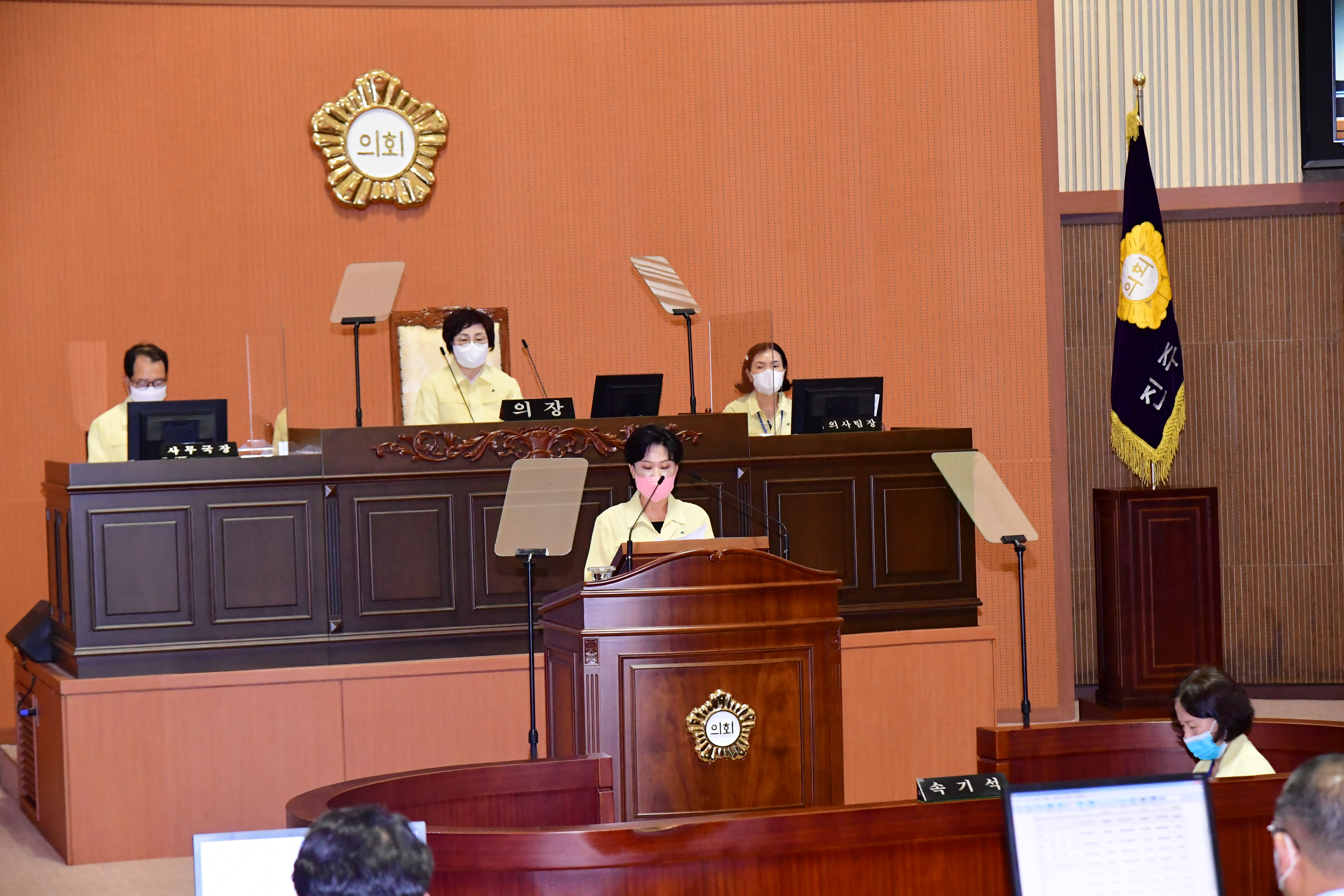 '진주시의회 제240회 임시회 마무리, 제2회 추경안 원안 가결' 게시글의 사진(2) 'COU_2851.JPG'