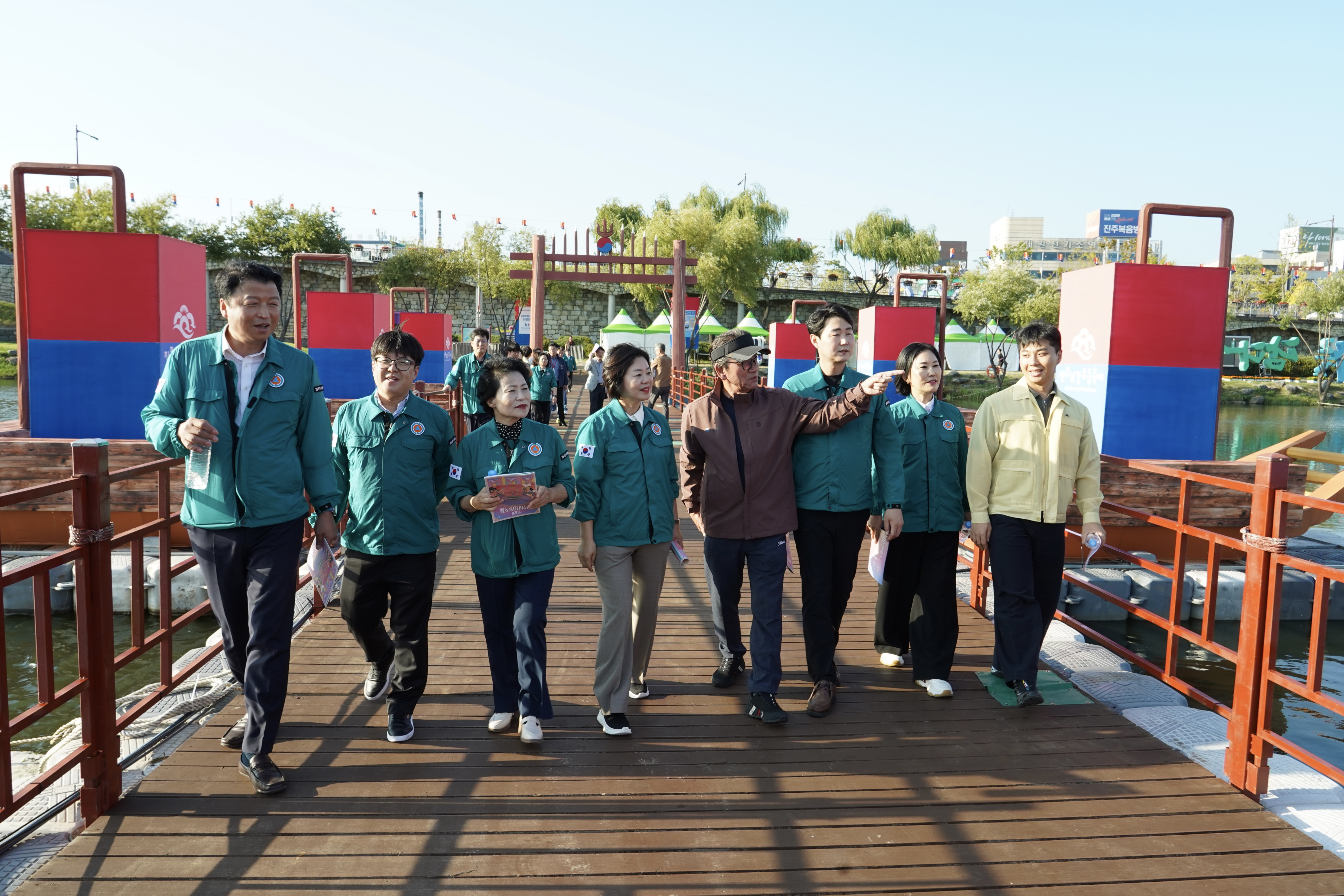'진주시의회 기획문화위, 10월을 수놓는 3대 축제 점검' 게시글의 사진(1) '진주시의회 기획문화위, 10월 축제 현장 방문 (4).jpg'