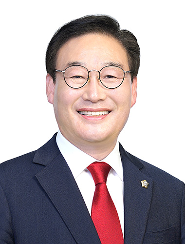 강진철